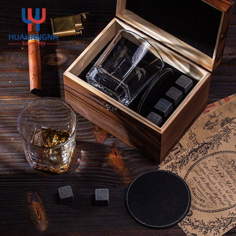 Whisky kövek készlet — üveg, klasszikus stílus, ajándék doboz, márka HUAHANGNA, Bemutatva 2024-ben