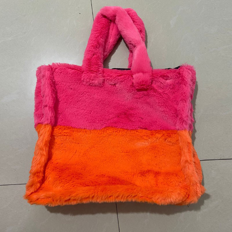 Geantă de umăr din pluș, cu buzunar pe fermoar, căptușeală din poliester și strat interior