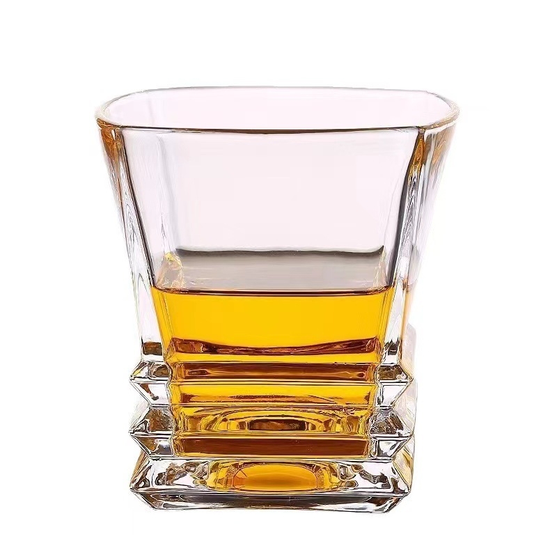 XMN čaša za whiskey, staklo, lagani luksuzni retro stil, kategorija: čaša za whiskey