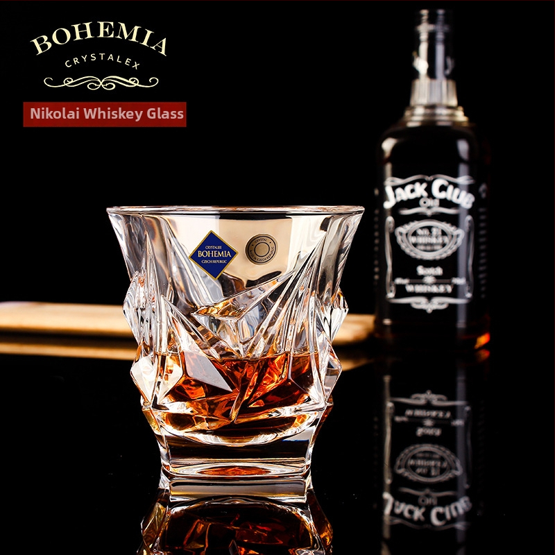 Pahar de whisky din cristal, cu posibilitate de imprimare a logo-ului, ambalat într-o cutie de carton