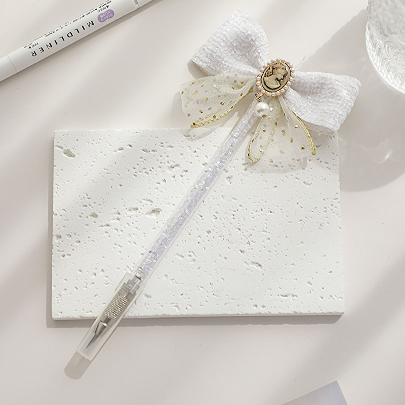 Cuțit de gravură cu motiv de fluture, pentru meșteșuguri – lamă din oțel inoxidabil; Număr de produs d24111213; Nu este importat; Cadou personal; Cadou pentru casa nouă