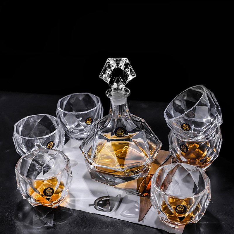 Set čaša za whisky u europskom stilu od debelog kristalnog stakla, luksuzni zatvoreni dizajn boce, kućna uporaba