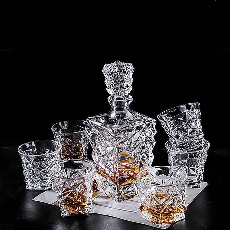 Set čaša za whisky u europskom stilu od debelog kristalnog stakla, luksuzni zatvoreni dizajn boce, kućna uporaba