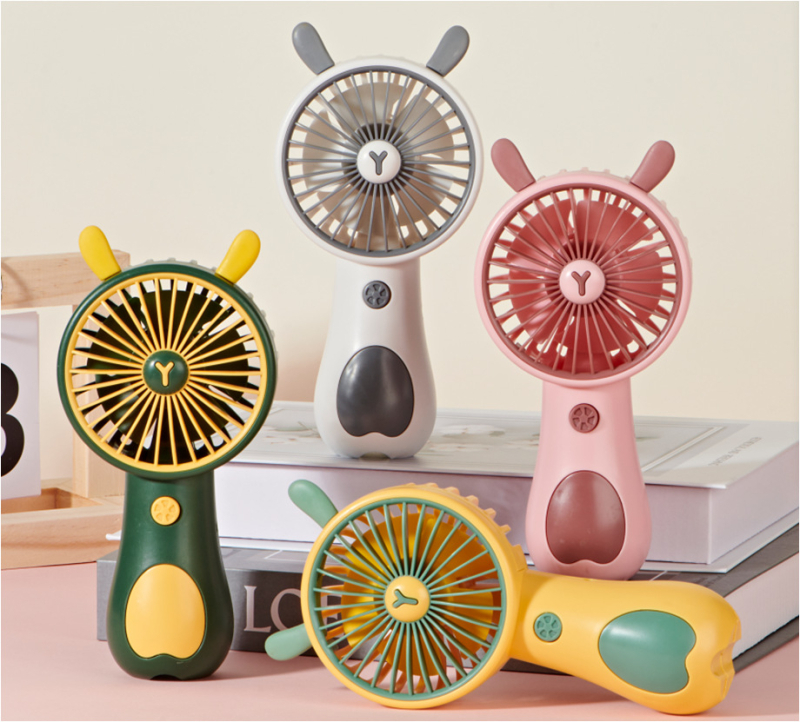 Mini USB stolni ventilator s noćnim svjetlom, 5 lopatica, 3 brzine, podesivi kut, ugrađena baterija