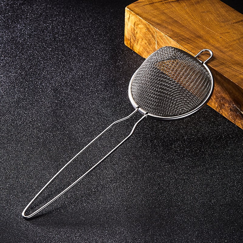 BARSOUL Háromszögletű Kétszintes Koktél Szűrő Finom Hálóval és Jégkanállal, 304 Rozsdamentes Acélból, Modern Minimalista Stílus