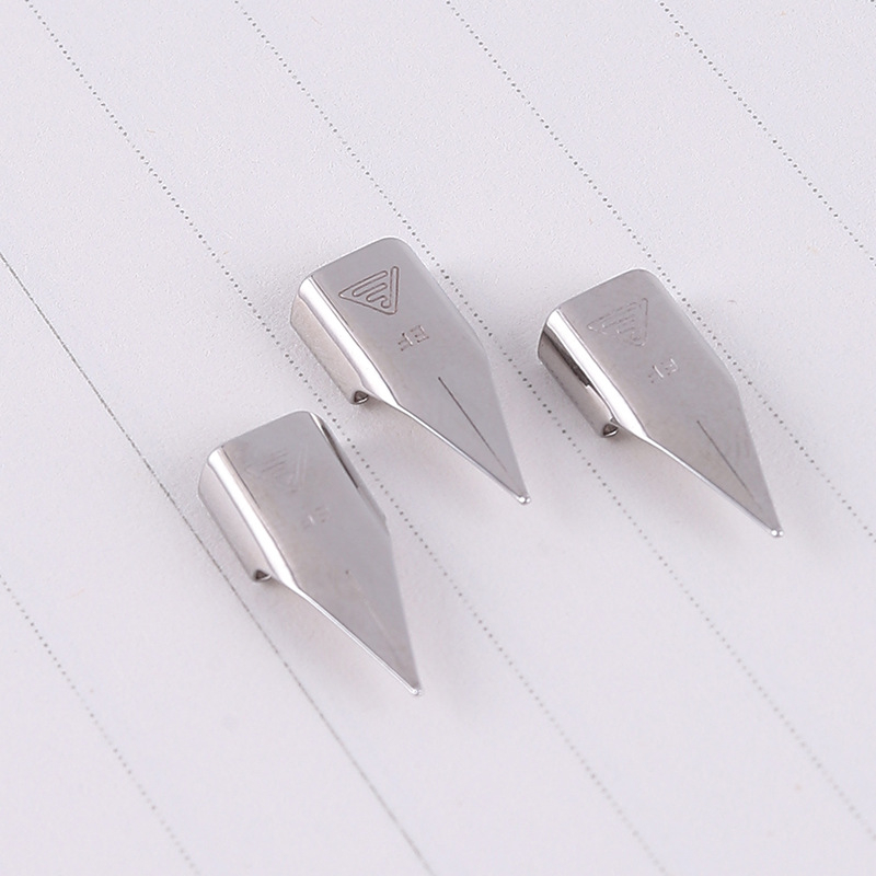 Metalni nib za pisanje za zamjenu — rezervni nib, pakirano na veliko