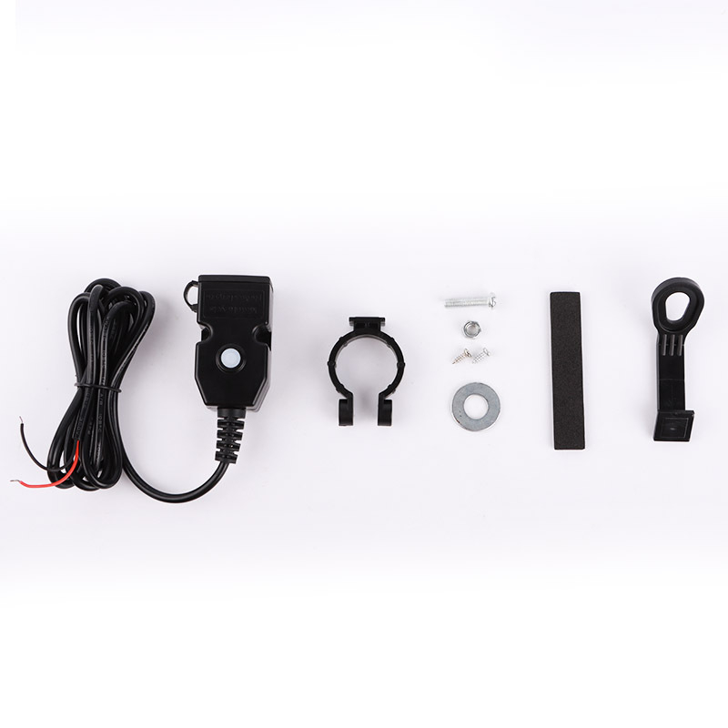 Încărcător pentru motocicletă cu două porturi USB, protocol de încărcare rapidă și întrerupător etanș