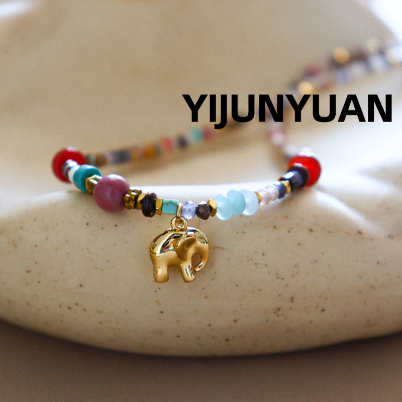 Colier cu pandantiv elefant din alamă, lucrat manual, materiale mixte, lanț clavicle, lansare vară 2025