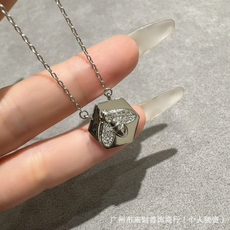 Colier cu pandantiv insignă de albină, din cupru, placare electro, lanț clavicular, pandantiv din aliaj, stil lux lejer