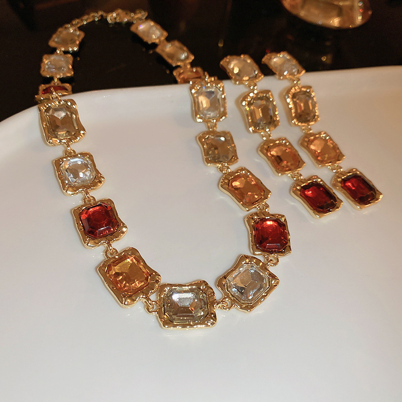 Kvadratni choker ogrlica od legure, s rhinestones, clavicle lanac, retro stil, za žene