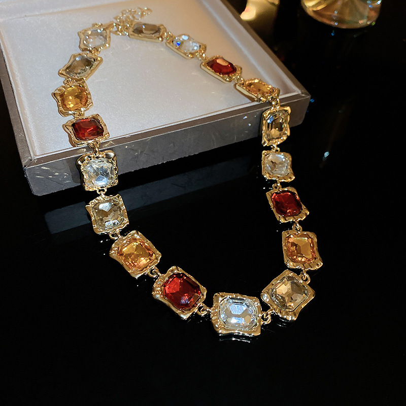 Kvadratni choker ogrlica od legure, s rhinestones, clavicle lanac, retro stil, za žene