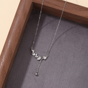 Colier – Pandantiv în formă de frunză din argint 925, Lanț normal, Placare electrolitică, Pentru femei, Stil: proaspăt și dulce, Cod produs X0012