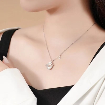 Ogrlica Sakura Moonlight — bakren privjesak s motivom životinje/zodijaka, brend 611, stil osebni