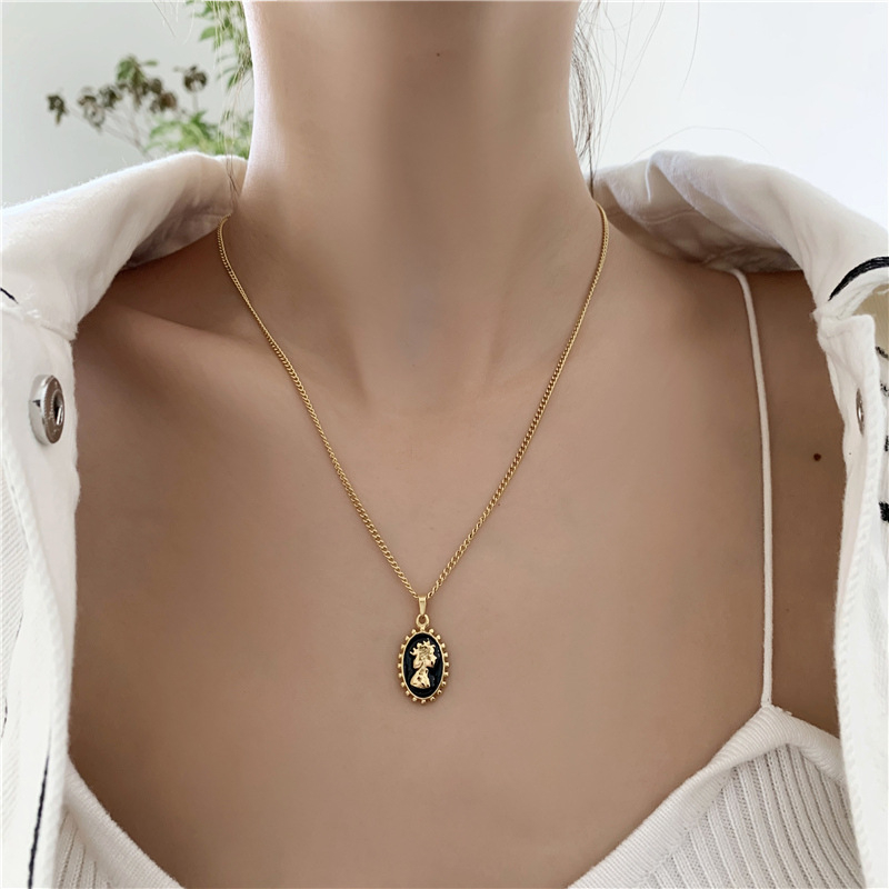 Ogrlica s lancem u obliku vodnog vala, titan čelik, elektroplating s 18K zlatom, geometrijski stil, privjesak od titan čelika