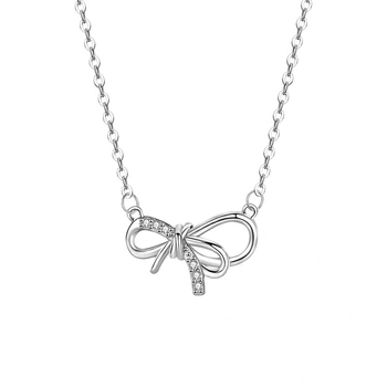 Lančić od srebra 999 sa geometrijskom mašnicom kao privjeskom na križnom lancu