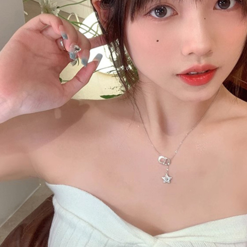 Colier din oțel titan cu ciucuri în formă de stea, pentru femei, multistrat, lanț obișnuit, lungime 41–50 cm