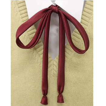 JK gallér zsinór – Monokróm, Zománcozott anyag, Kézzel rajzolt feldolgozás, Gallér virág, Női stílus