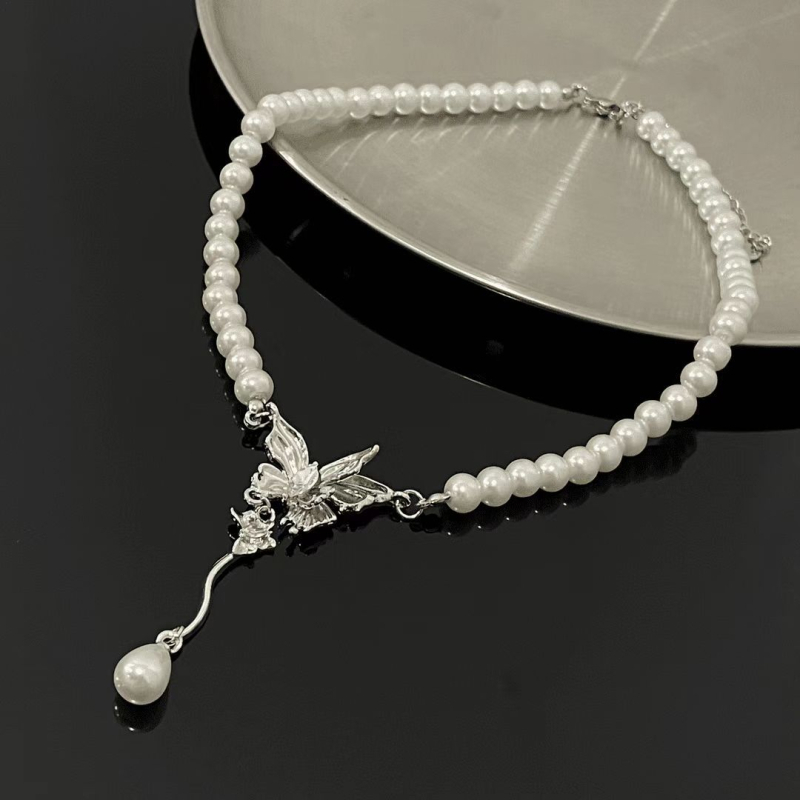 Colier din oțel titan cu design geometric, finisaj lucios, lanț standard, circumferința 41–50 cm