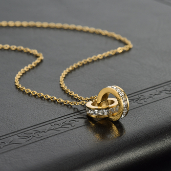 Pandantiv din oțel inoxidabil, inel dublu — stil minimalist, cu zirconiu încrustat, lanț încrucișat