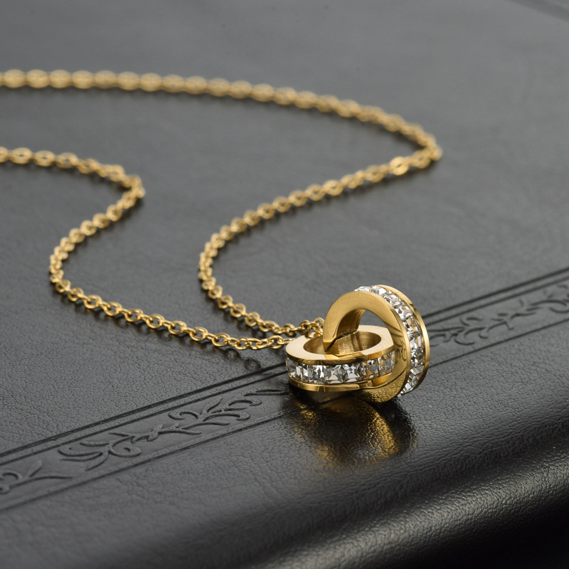 Pandantiv din oțel inoxidabil, inel dublu — stil minimalist, cu zirconiu încrustat, lanț încrucișat