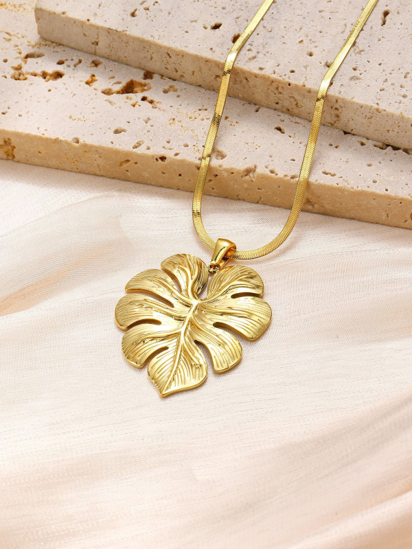 Colier cu pandantiv floare-frunză, din oțel inoxidabil, lanț tip blade, placare electroplatină