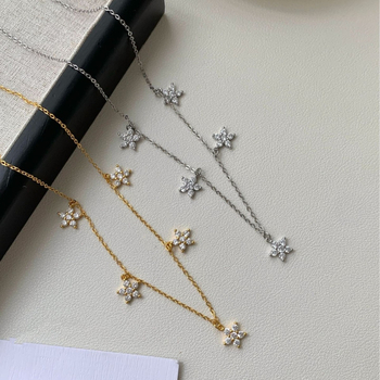 Ogrlica - Privjesak od petoliste djeteline s dijamantima, od ekološki prihvatljivog bakra, lanac u stilu Flash o chain, težina 6 g