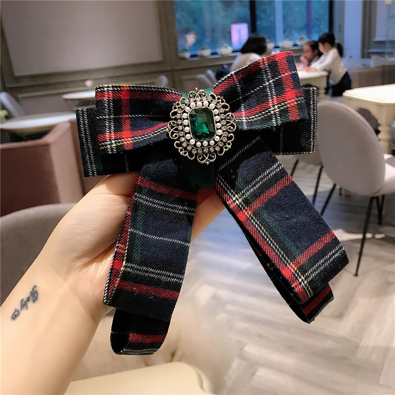 Korejskog stila karirani rhinestones ovratnik cvijetna brošura