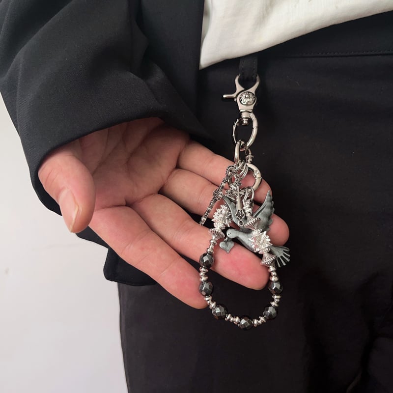 Metalni kaiš lanac s privjescima golubice i dvostrukim križem, unisex, svestran stil, širina 1 cm, duljina ispod 60 cm