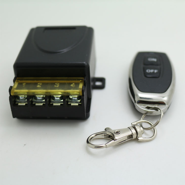 Един дистанционен превключвател за електрическо осветление, водни помпи, мотори и помпи за масло — от -25 до +50 °C, ROHS сертифициран.