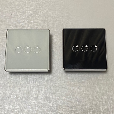 Comutator WiFi inteligent pentru perete, standard european 86-type, ramă din aliaj de aluminiu-magneziu cu panou din sticlă temperată concavă, model Zero-Fire