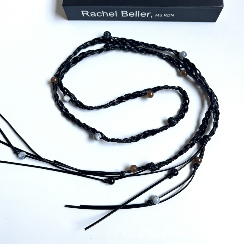 Centură de talie lucrată manual din sfoară de ceară – lățime subțire (<2 cm), închidere cu șnur, cataramă din același material, fabricație manuală