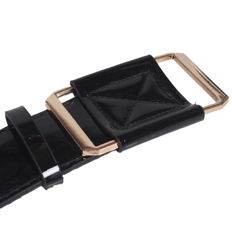 Curea din piele sintetică, cataramă netedă din aliaj, vară 2023