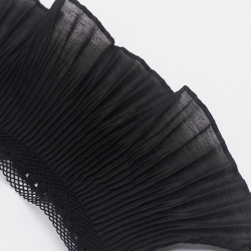 Csipkés, kétszintes hamis ujj, hímzett poliészter-gyapot anyagú kiegészítő