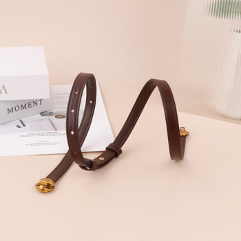 Vintage bőröv zink ötvözetű csattal, kézzel készített első réteg borjúbőrből, retro irodalmi stílus