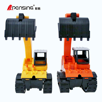 Ásó alakú kézzel hajtható ceruzavágó, műanyagból, tömege körülbelül 255 g