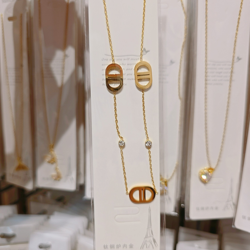 Ogrlica od titan čelika s geometrijskim privjeskom, običan lanac, elektroplatirano završetak