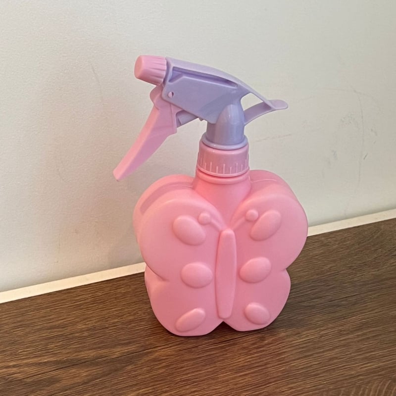Plastična ručna prskalica / posuda za zalijevanje biljaka (Materijal: plastika; Tip: prskalica / posuda za zalijevanje; Primjena: dvorište, balkon, škola, kućno vrtlarenje)