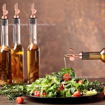 304 nerezová oceľ gravitácia dávkovač s uzáverom, proti kvapkaniu, viacznačný výtok pre olej, víno a koktaily