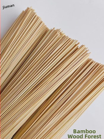 Extra jemné bambusové špízy, s plochými koncami na oboch stranách, ručne vyrábané