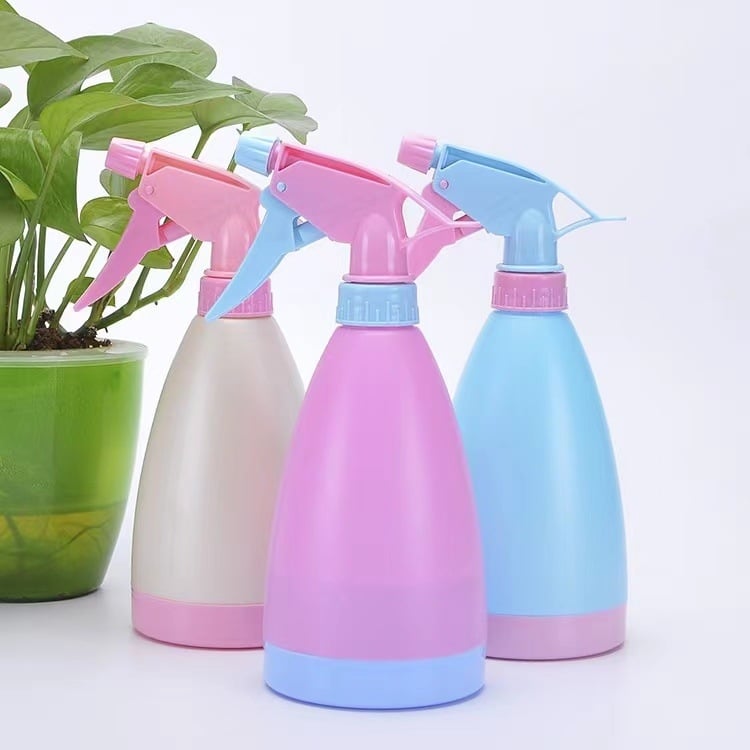 Kanica za zalijevanje / raspršivač — prijenosna plastična raspršivač s ručnim pumpom za balkon i kućnu njegu biljaka (Materijal: Plastika; Način rada: Ručni; Namjena: Vrt)