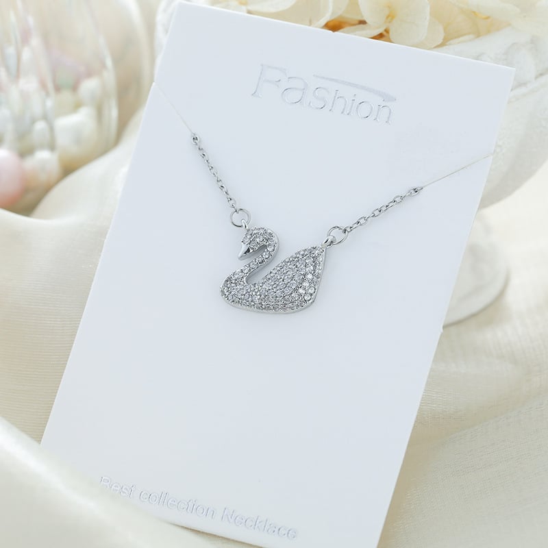 Lagani luksuzni kolut za klavikulu s dvostrukim privjeskom, titan čelik, duljina 41–50 cm