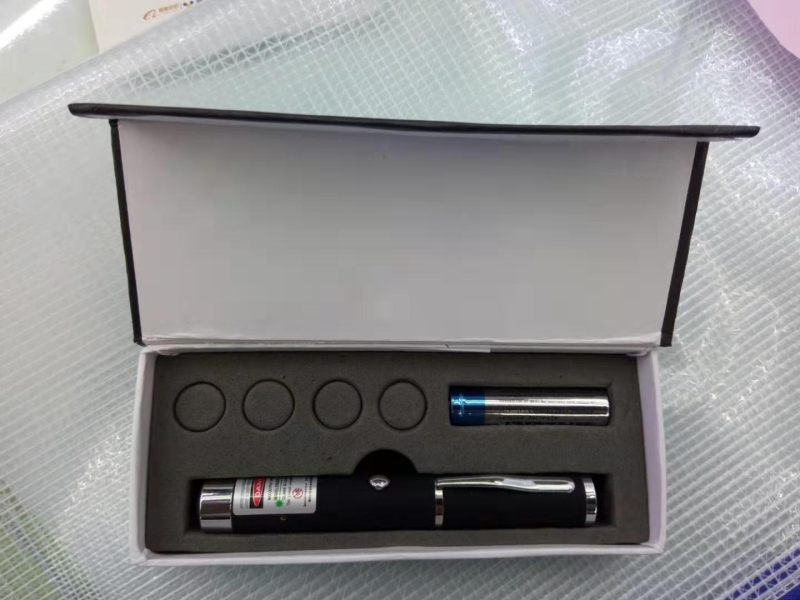 Laser projektor olovka za zvjezdano nebo – YHLASER, tijelo od aluminijeve zlitine, tisak logotipa, prilagodba i privatna marka