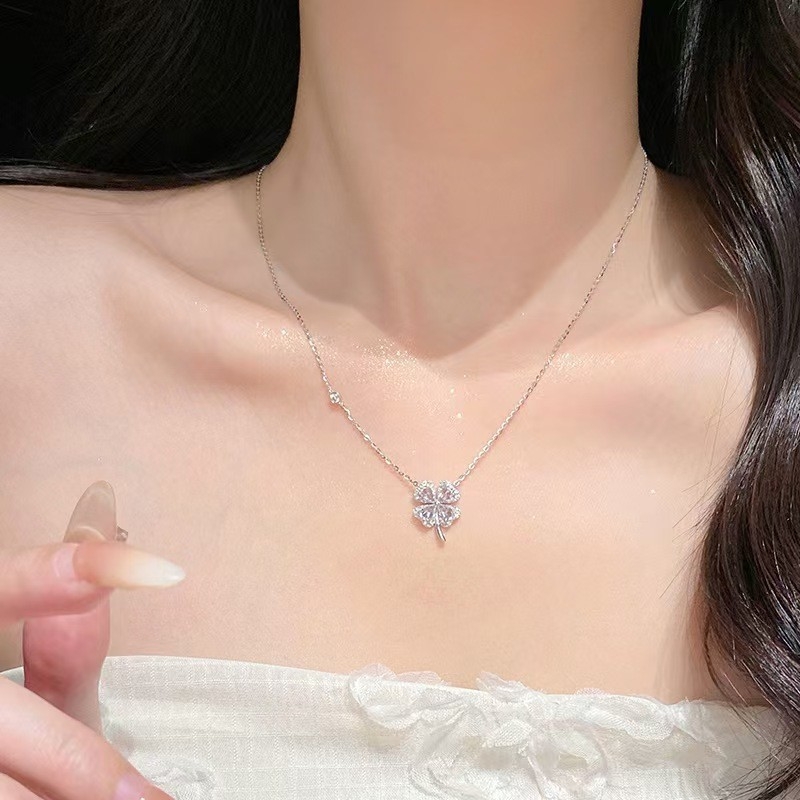 JISHU bakrena ogrlica s privjeskom u obliku srca na regularnom lancu, unisex, stil izvan mainstreama