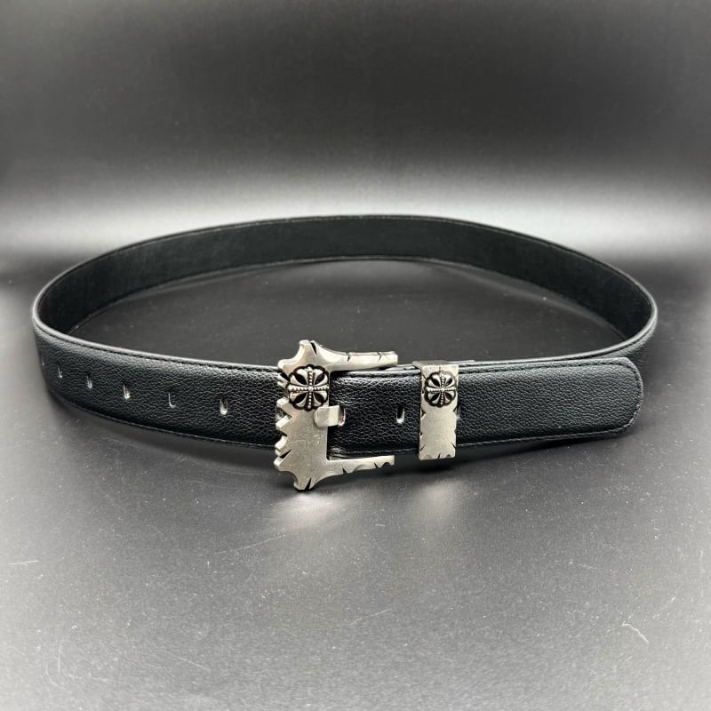 Curea cu cataramă în formă de cruce pentru bărbați și femei, potrivită pentru rochii și blugi (Piele artificială • Cataramă din aliaj • Închidere cu pin • Perforație și electroplacare)