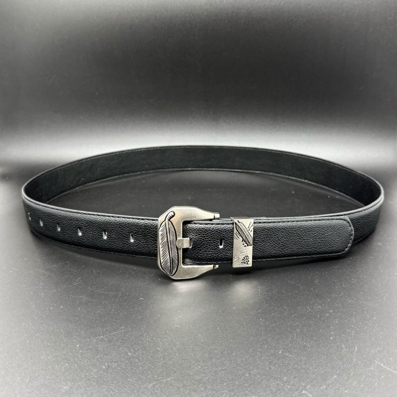 Curea cu cataramă în formă de cruce pentru bărbați și femei, potrivită pentru rochii și blugi (Piele artificială • Cataramă din aliaj • Închidere cu pin • Perforație și electroplacare)