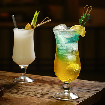 Ποτήρι κοκτέιλ για μπαρ με ψηλό πόδι, γυαλί, χωρητικότητα 401–500 ml, στυλ National Tide Wind, εκτυπωμένο λογότυπο, δυνατότητα παραμετροποίησης