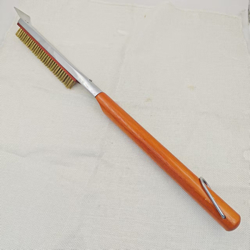 Četka za roštilj pizze s bakrenim žicom i drvenom drškom za čišćenje kamene peći