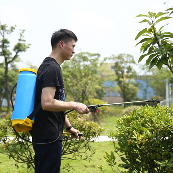 Stropitor Keda cu spate pentru livezi și grădină de legume – acționare manuală, presiune înaltă, protecția plantelor