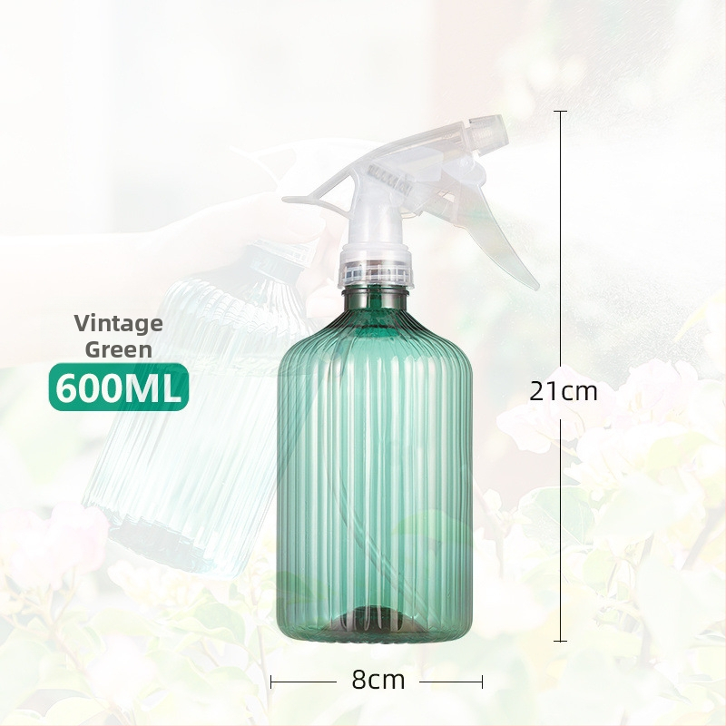 Plastová kanica na zalievanie, hadicový typ postreku