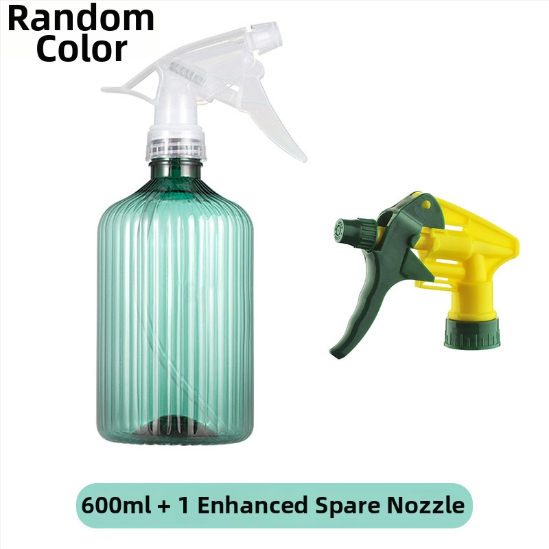 Plastová kanica na zalievanie, hadicový typ postreku